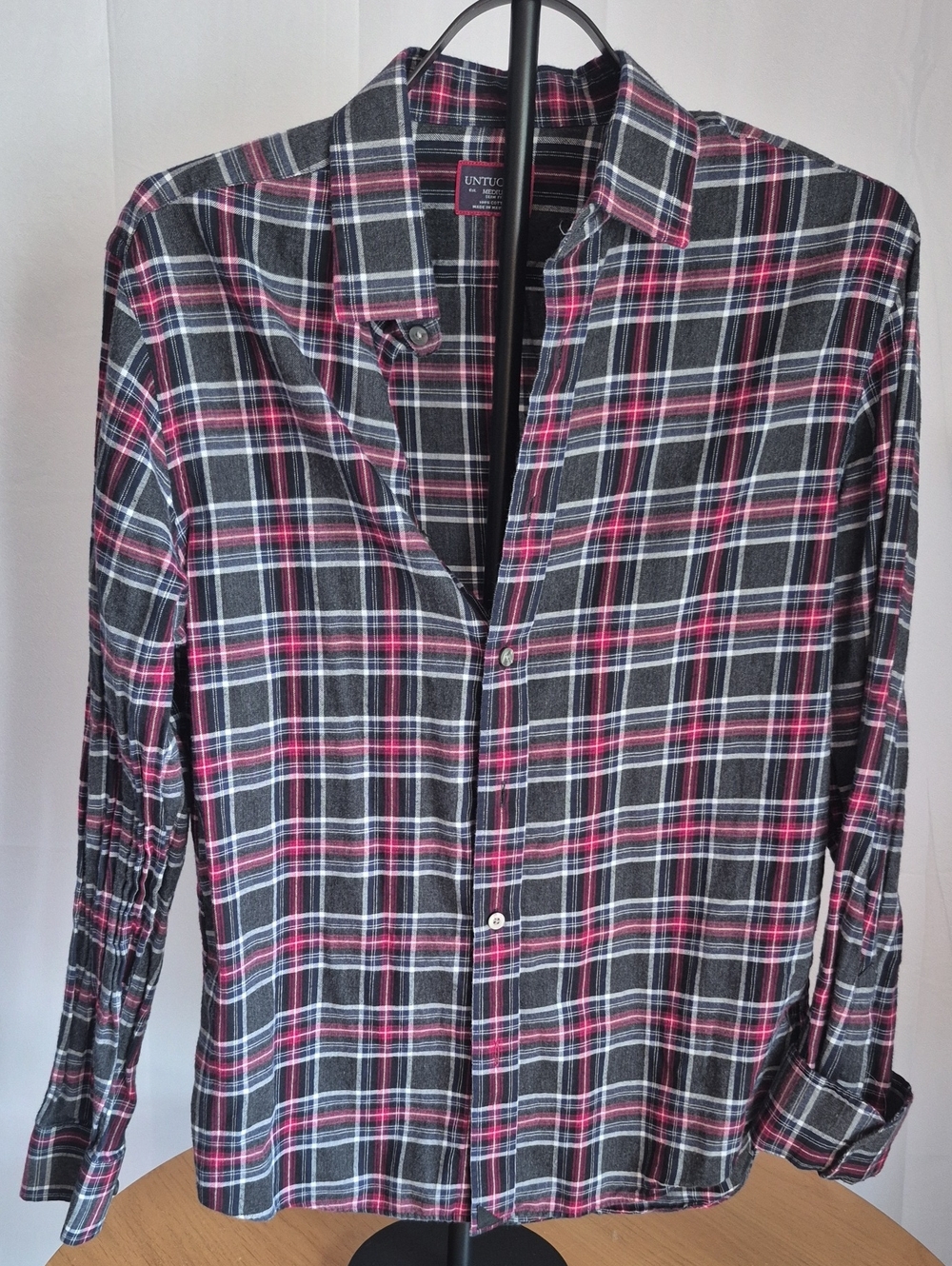 UNTUCKit Men’s Black and Pink Plaid Button-Down Shirt